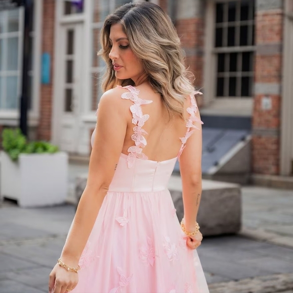 Antonio Melanix Breast Cancer Awareness Capsule Mely Satin Embroidered - Picture 6 of 9